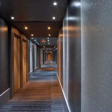 Hotel Firstname Toulouse