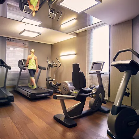 Firstname Hotel 4*