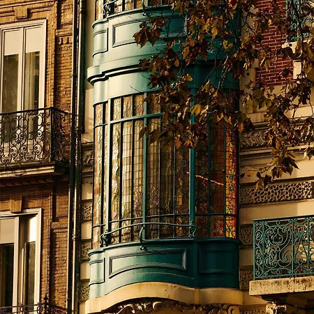 Hotel Firstname