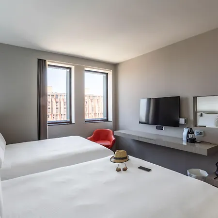 Firstname Hotel