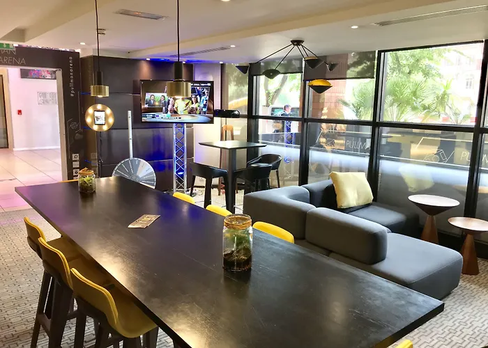 Hotel Firstname Tolosa