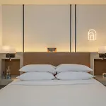 Hotel Firstname