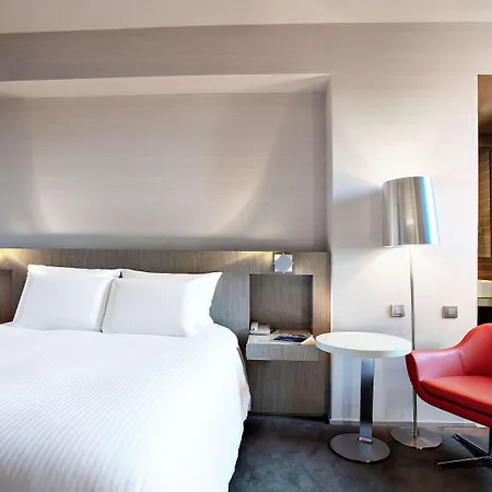 Hotel Firstname Toulouse Toulouse