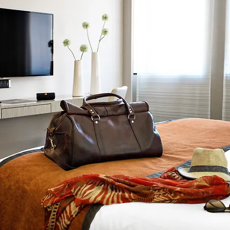 Hotel Firstname Toulouse Toulouse