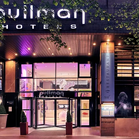 Hotel Firstname Toulouse Toulouse
