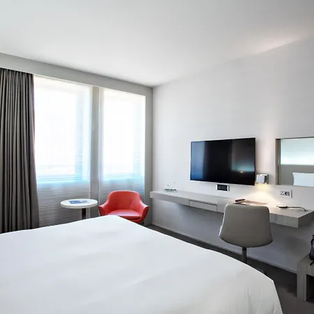 Hotel Firstname Toulouse