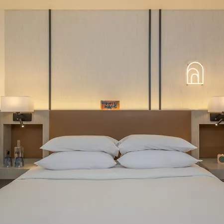 Hotel Firstname Toulouse