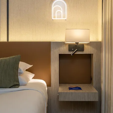 Hotel Firstname Toulouse 4*