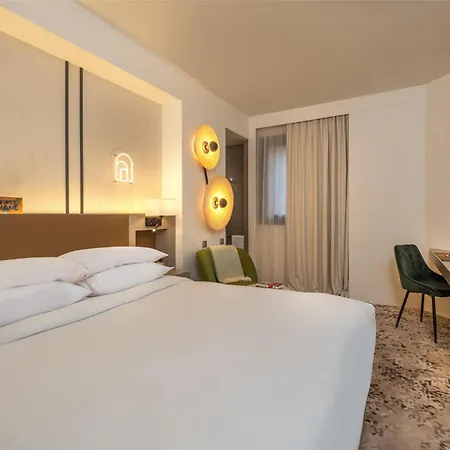 Firstname 4* Toulouse