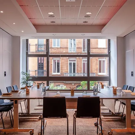 Firstname 4* Toulouse