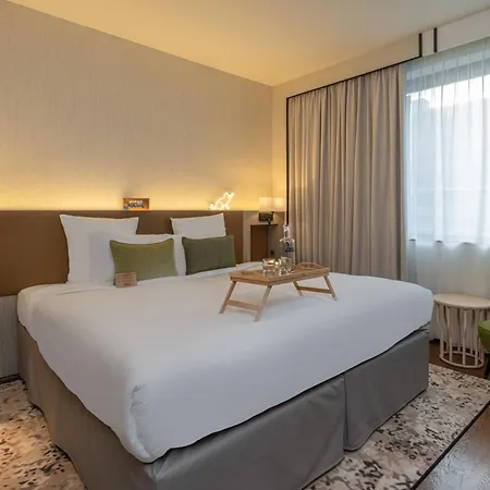 Hotel Firstname Toulouse