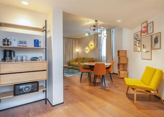 Firstname Отель 4*