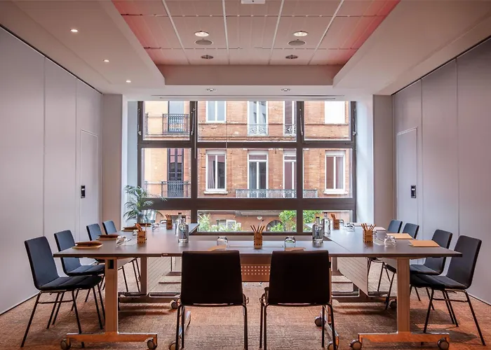 Firstname 4* Toulouse