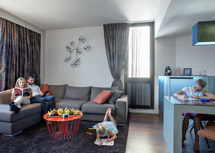 Firstname Отель 4*