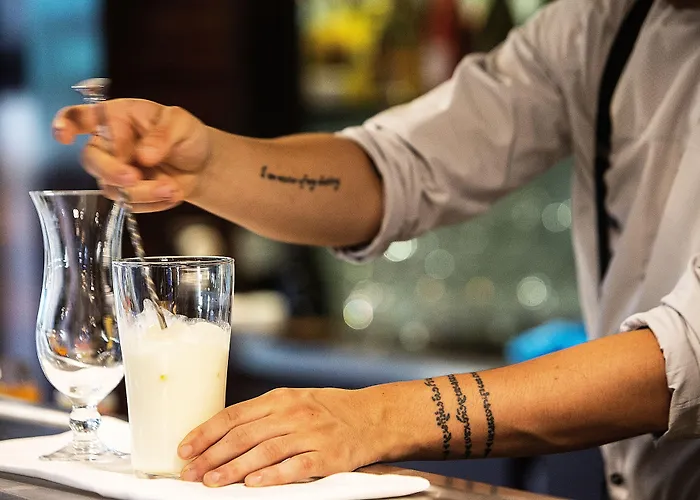 Отель Firstname