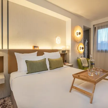 Firstname Hotel 4*